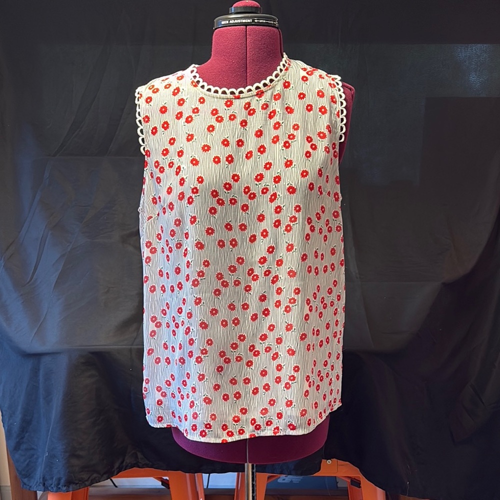Floral Sleeveless Top - Red and White